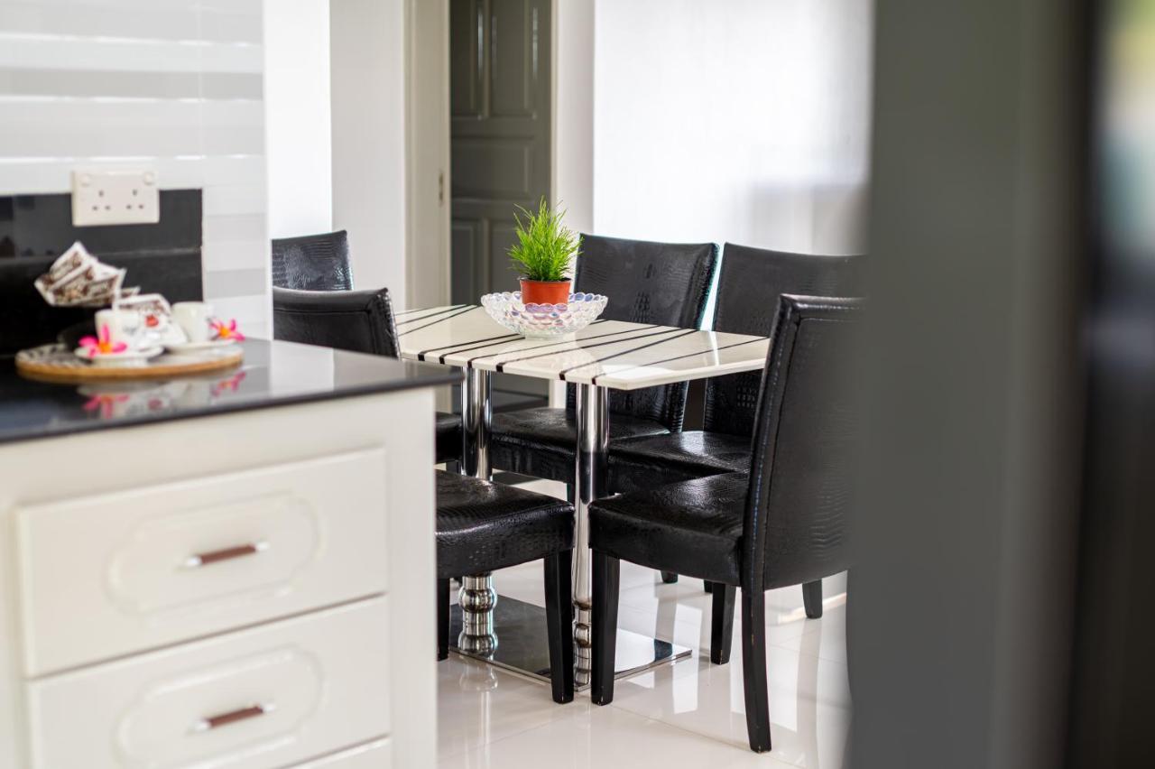 Tranquility Villas 베생트 안 외부 사진